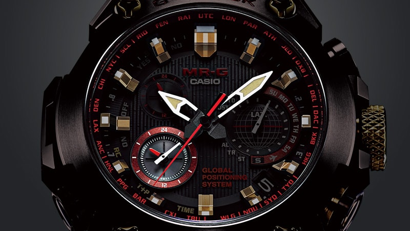 Simultaneous display of time in two cities